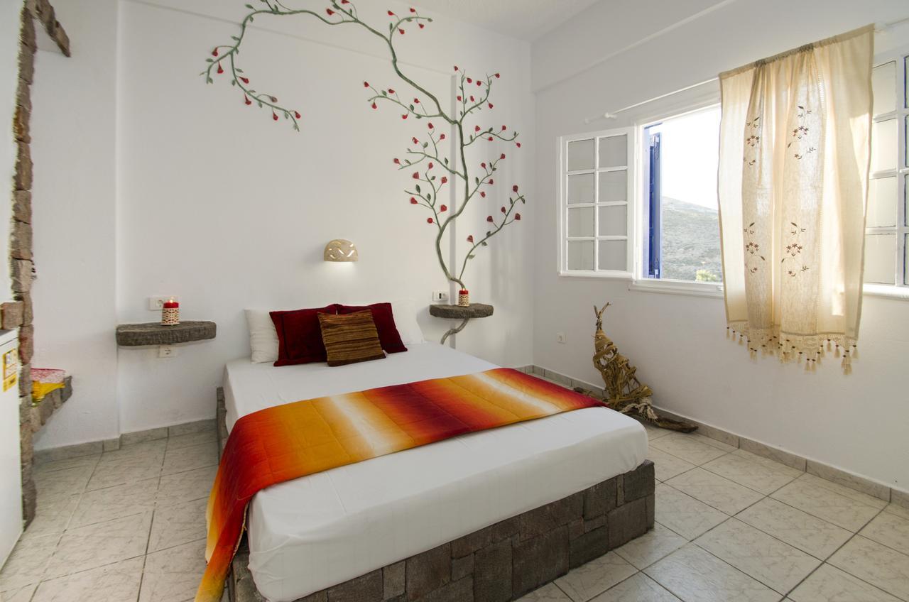 Bella Vista Hotel Adamantas  Bagian luar foto