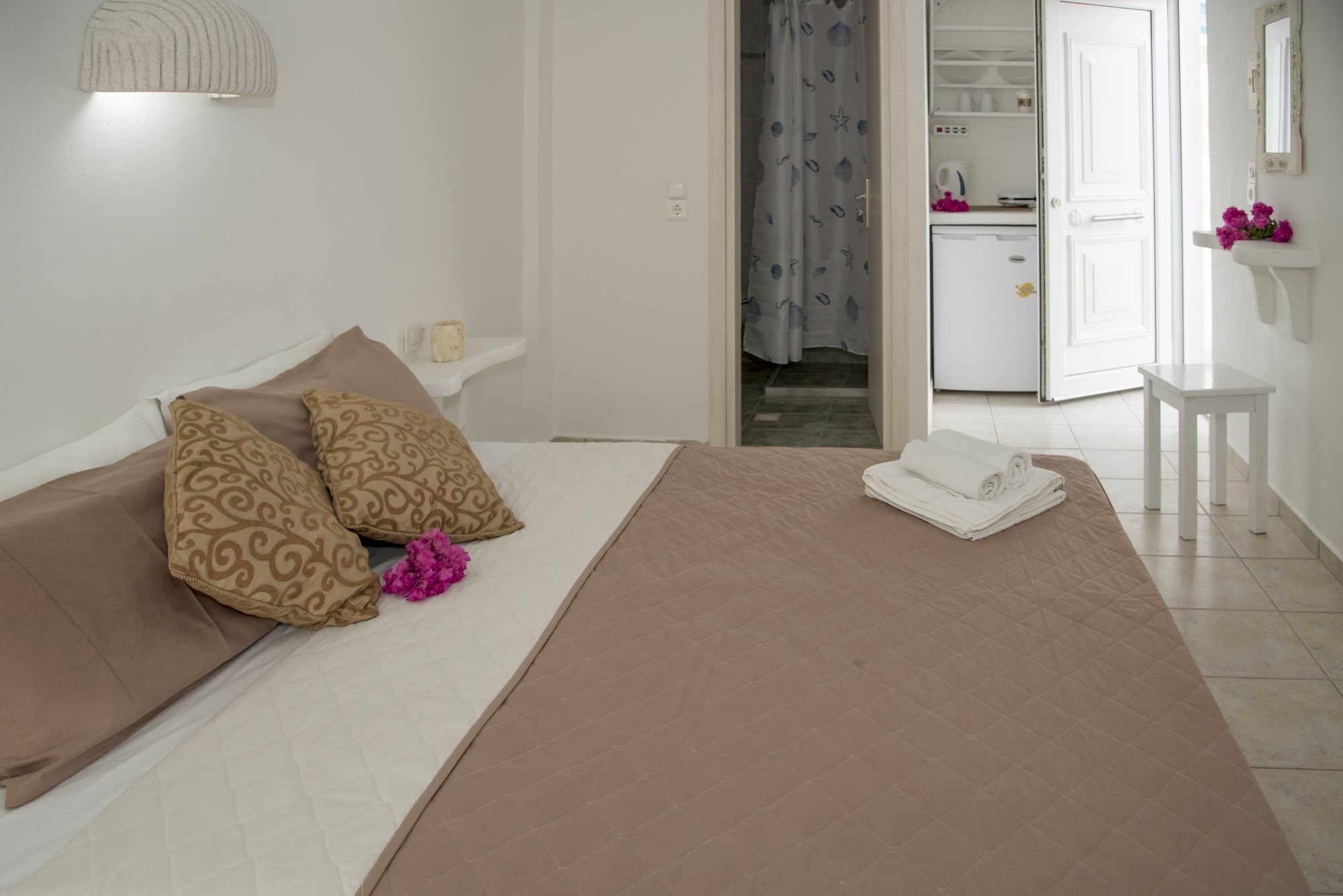 Bella Vista Hotel Adamantas  Bagian luar foto