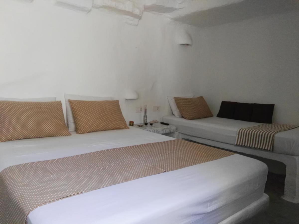 Bella Vista Hotel Adamantas  Bagian luar foto